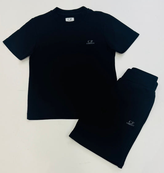 C.P COMPANY BOYS BLACK T SHIRT/SHORTS SET CMG005