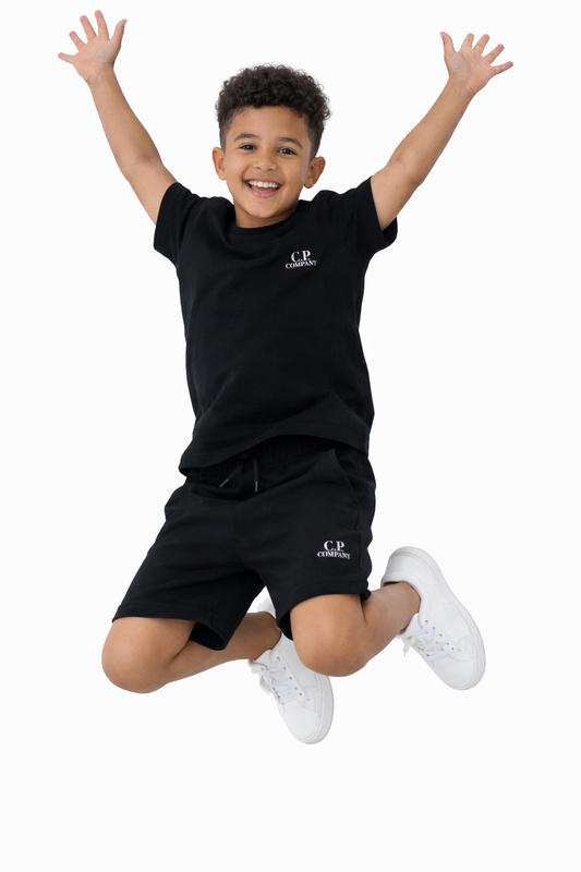 C.P COMPANY BOYS BLACK T SHIRT/SHORTS SET CMG005