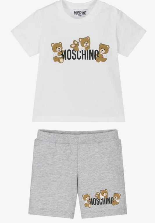 MOSCHINO KIDS T SHIRT & SHORTS SET WHITE MZG00M