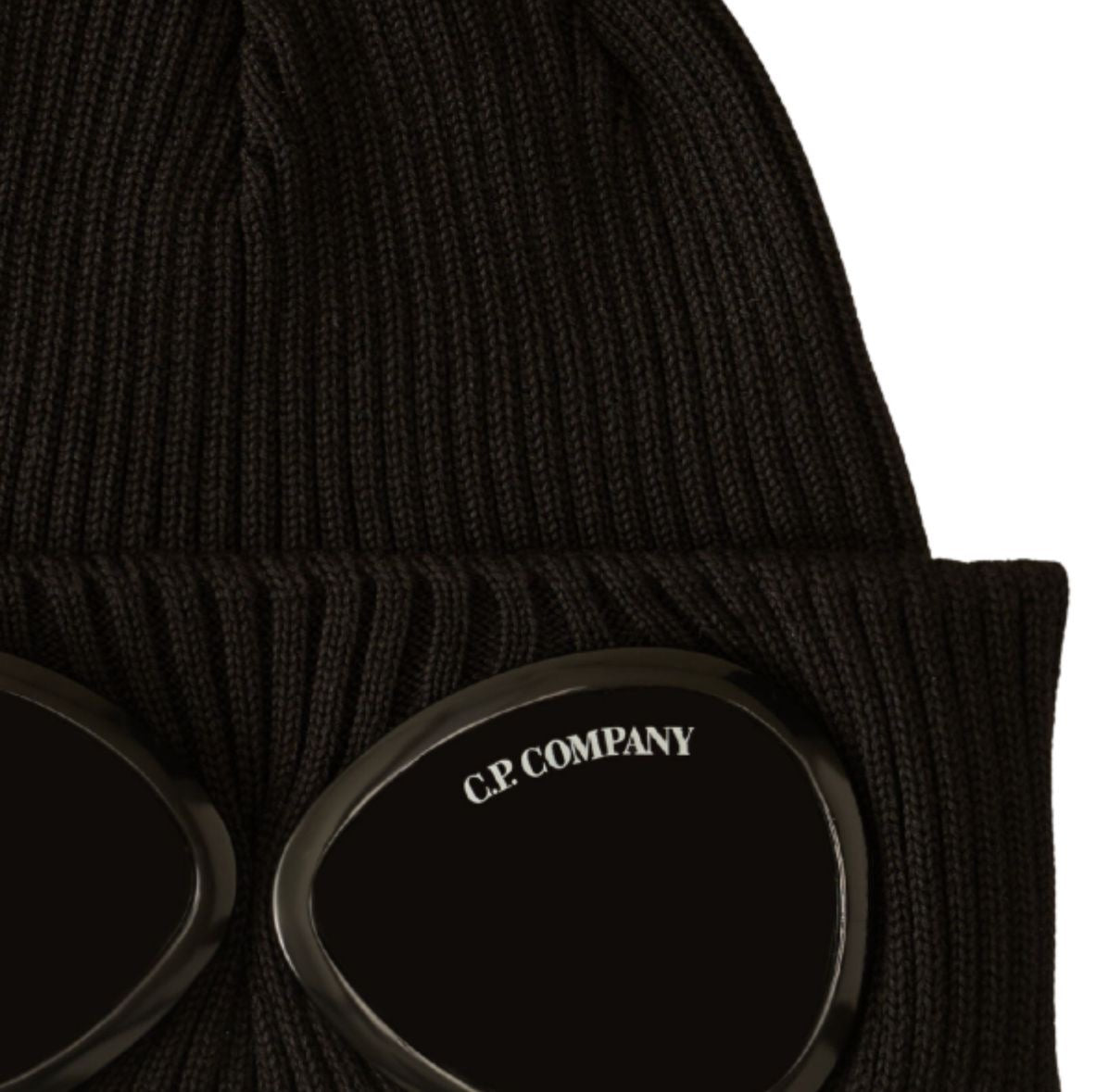 C.P.COMPANY BOYS BLACK HAT. COX007