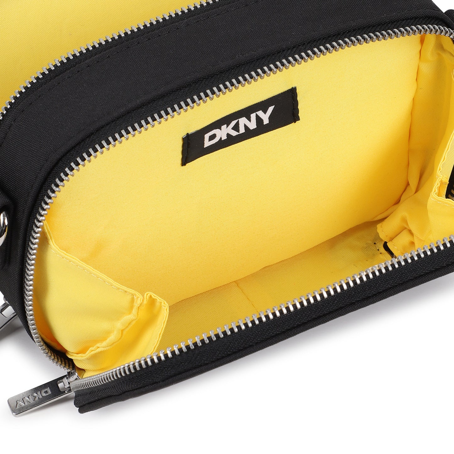 DKNY BLACK HANDBAG D62638