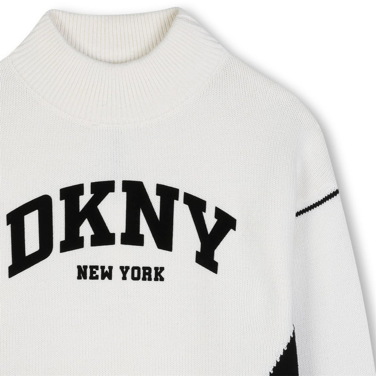 DKNY GIRLS SWEATSHIRT D62897
