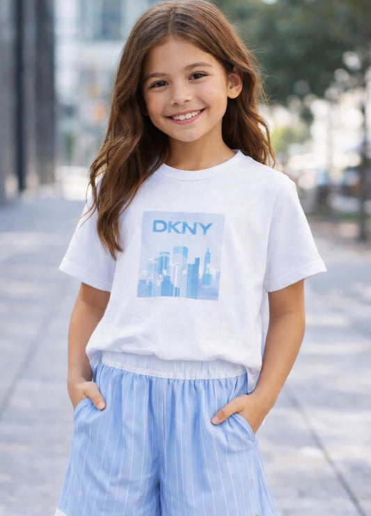 DKNY GIRLS SHORT & T SHIRT SET D62621/D62589